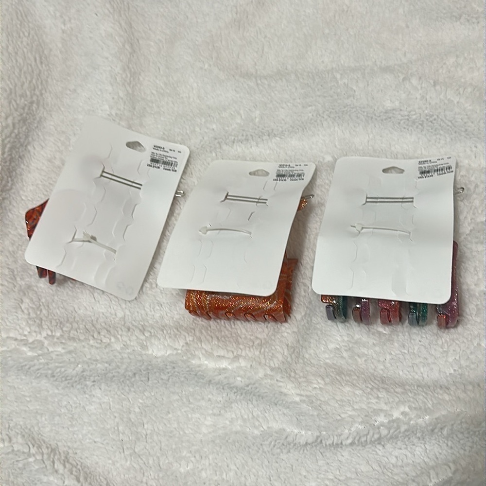 Set of 3 2-Pack ICING Hair Clips/Barrettes - Picture 5 of 5